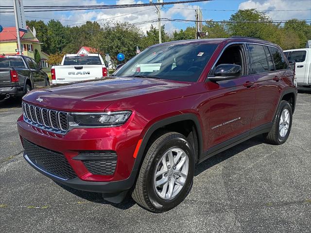 2025 Jeep Grand Cherokee GRAND CHEROKEE LAREDO X 4X4