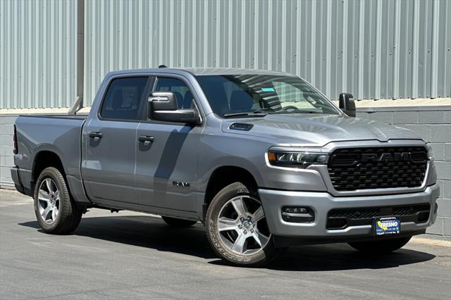 2025 RAM Ram 1500 RAM 1500 TRADESMAN CREW CAB 4X4 57 BOX