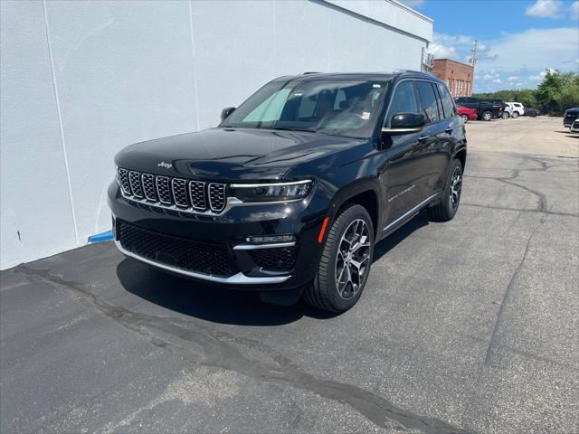 2023 Jeep Grand Cherokee Summit Reserve 4x4 2023 Jeep Grand Cherokee Summit Reserve 4x4
