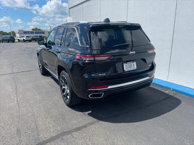 2023 Jeep Grand Cherokee Summit Reserve 4x4 2023 Jeep Grand Cherokee Summit Reserve 4x4