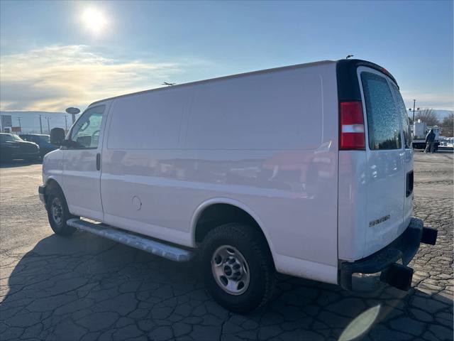 2021 GMC Savana Cargo RWD 2500 Regular Wheelbase Work Van