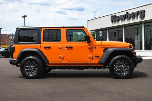 2025 Jeep Wrangler 4-Door Summit 4x4