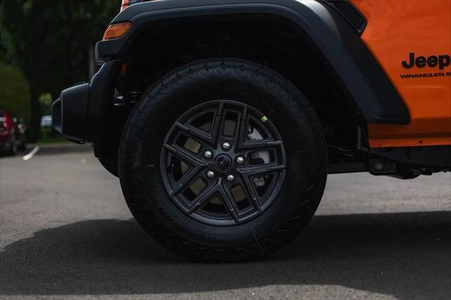 2025 Jeep Wrangler 4-Door Summit 4x4