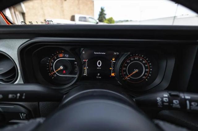 2025 Jeep Wrangler 4-Door Summit 4x4