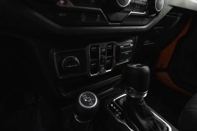 2025 Jeep Wrangler 4-Door Summit 4x4
