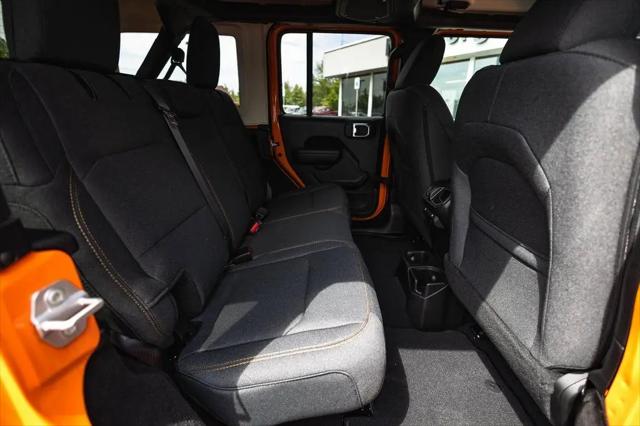2025 Jeep Wrangler 4-Door Summit 4x4
