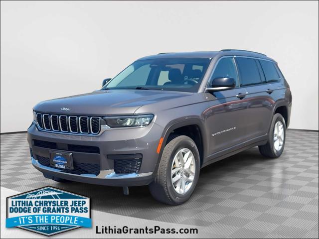 2023 Jeep Grand Cherokee L Laredo 4x4 2023 Jeep Grand Cherokee L Laredo 4x4