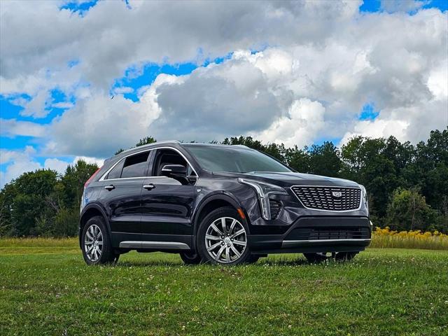 2022 Cadillac XT4 AWD Premium Luxury