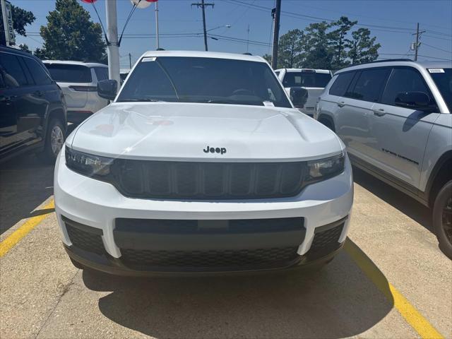 2025 Jeep Grand Cherokee GRAND CHEROKEE L ALTITUDE 4X2