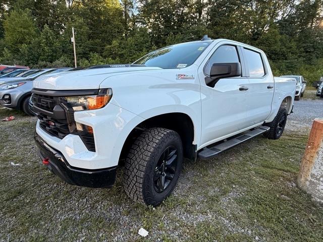 2024 Chevrolet Silverado 1500 4WD Crew Cab Short Bed Custom Trail Boss