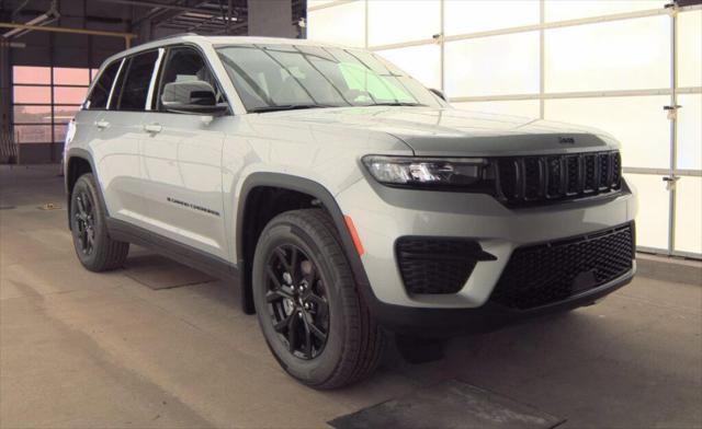 2025 Jeep Grand Cherokee Altitude X 4x4