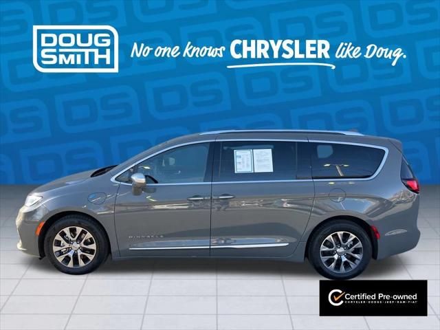 2022 Chrysler Pacifica Hybrid Pinnacle