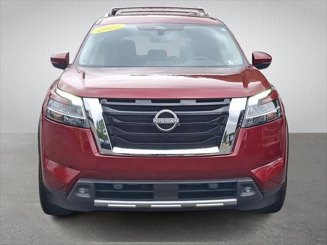 2022 Nissan Pathfinder SL 4WD