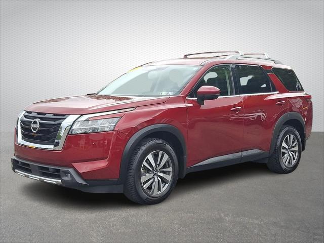 2022 Nissan Pathfinder SL 4WD