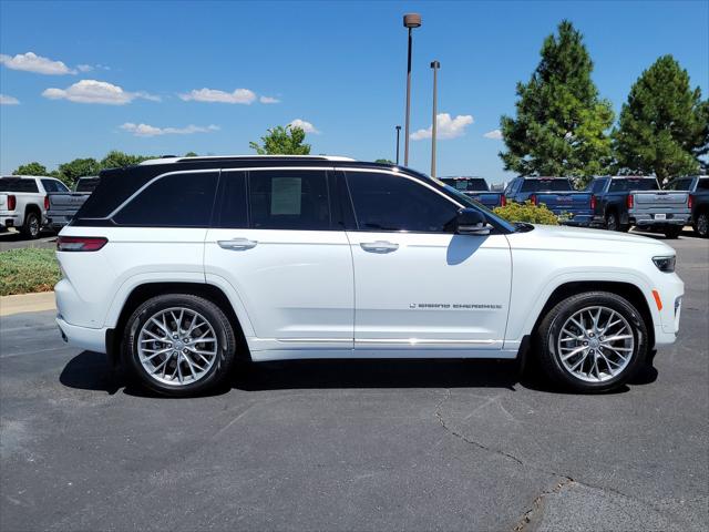 2022 Jeep Grand Cherokee 4xe Summit 4x4 2022 Jeep Grand Cherokee 4xe Summit 4x4