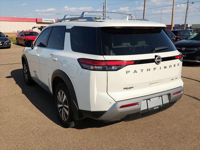 2022 Nissan Pathfinder SL 4WD 2022 Nissan Pathfinder SL 4WD