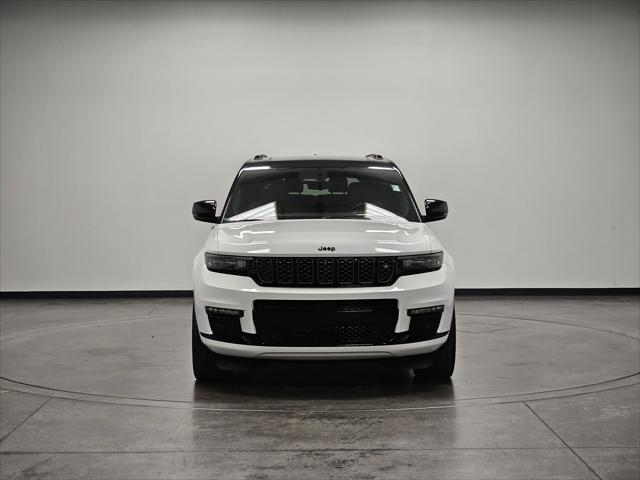 2023 Jeep Grand Cherokee L Summit 4x4 2023 Jeep Grand Cherokee L Summit 4x4