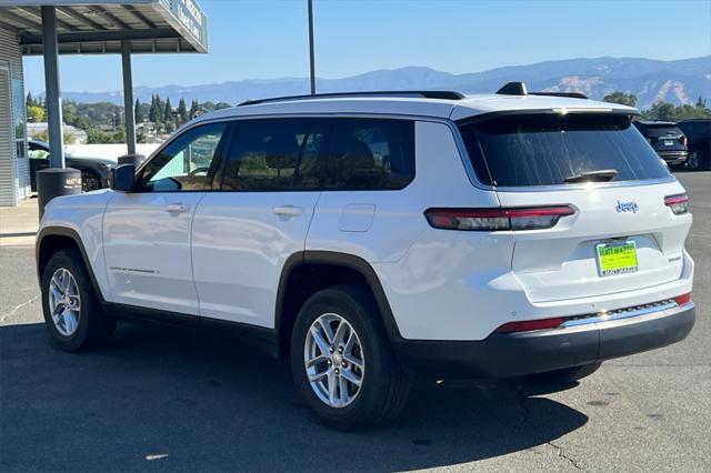 2023 Jeep Grand Cherokee L Laredo 4x2