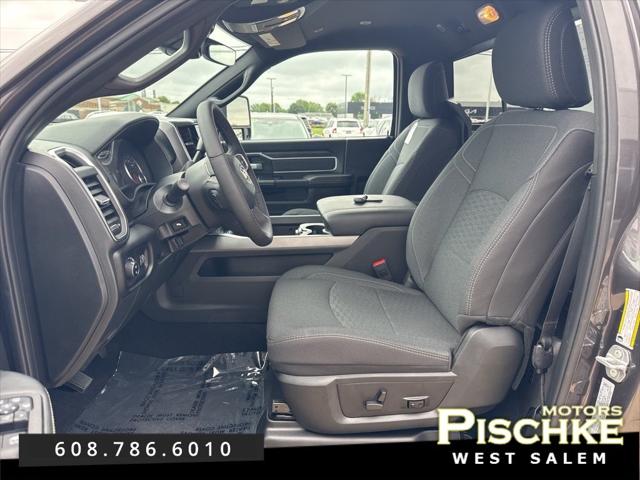 2025 RAM 2500 Big Horn Regular Cab 4x4 8 Box