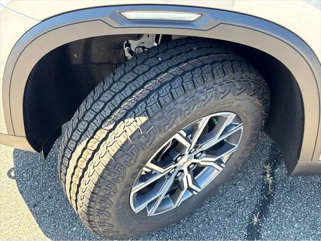 2026 GMC Acadia AT4 AWD