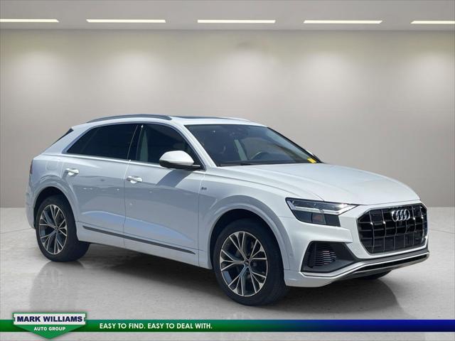 2022 Audi Q8 Premium Plus 55 TFSI quattro Tiptronic