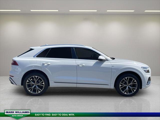 2022 Audi Q8 Premium Plus 55 TFSI quattro Tiptronic