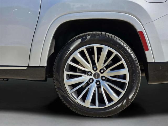 2024 Jeep Grand Wagoneer L Series III 4x4