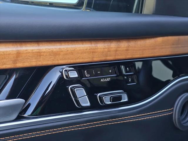2024 Jeep Grand Wagoneer L Series III 4x4