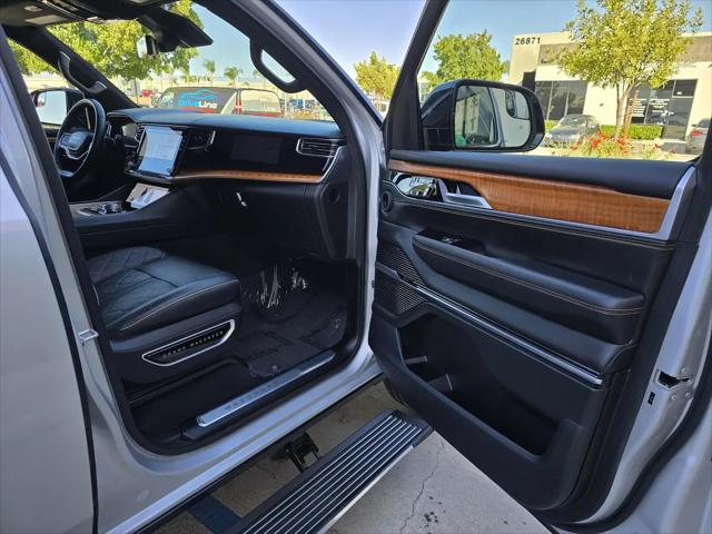 2024 Jeep Grand Wagoneer L Series III 4x4