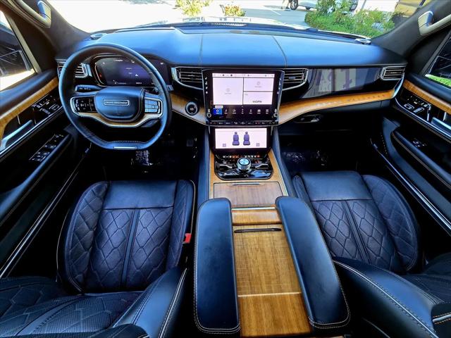 2024 Jeep Grand Wagoneer L Series III 4x4