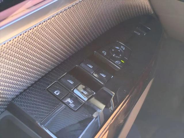 2026 BMW 7 Series 750e xDrive