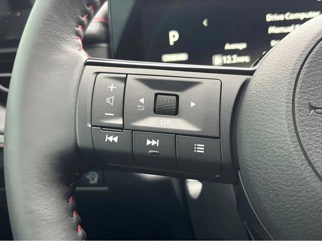 2025 Nissan Kicks SR FWD