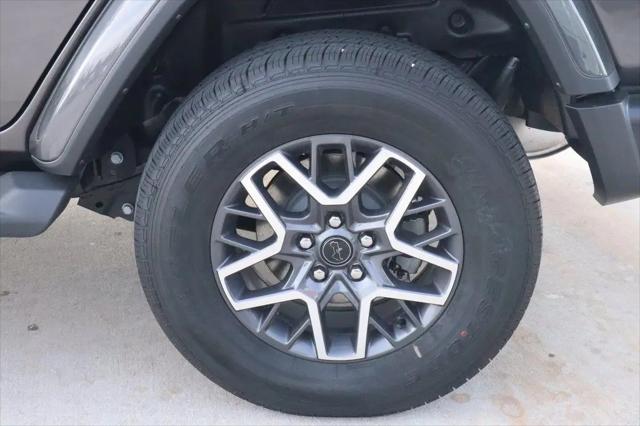 2025 Jeep Wrangler 4-Door Sahara 4x4