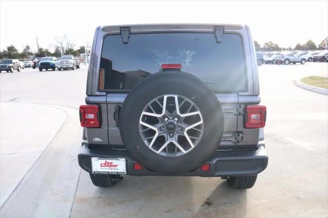 2025 Jeep Wrangler 4-Door Sahara 4x4
