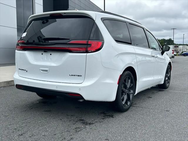 2026 Chrysler Pacifica Limited