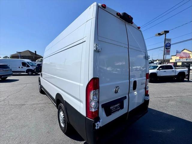 2025 Ram ProMaster Cargo Van Tradesman Super High Roof 159" WB EXT w/Pass Seat