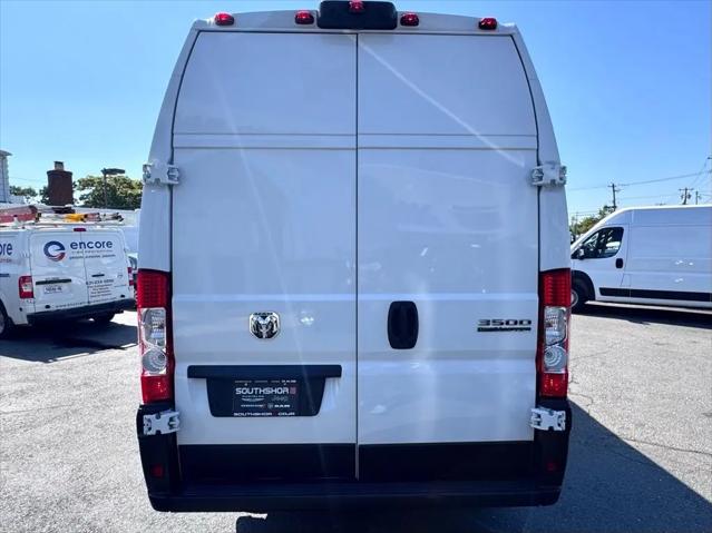 2025 Ram ProMaster Cargo Van Tradesman Super High Roof 159" WB EXT w/Pass Seat