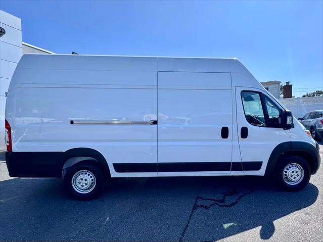 2025 Ram ProMaster Cargo Van Tradesman Super High Roof 159" WB EXT w/Pass Seat