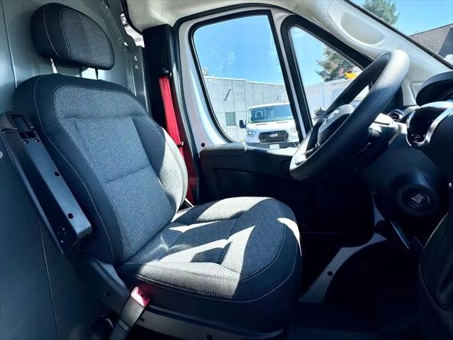 2025 Ram ProMaster Cargo Van Tradesman Super High Roof 159" WB EXT w/Pass Seat