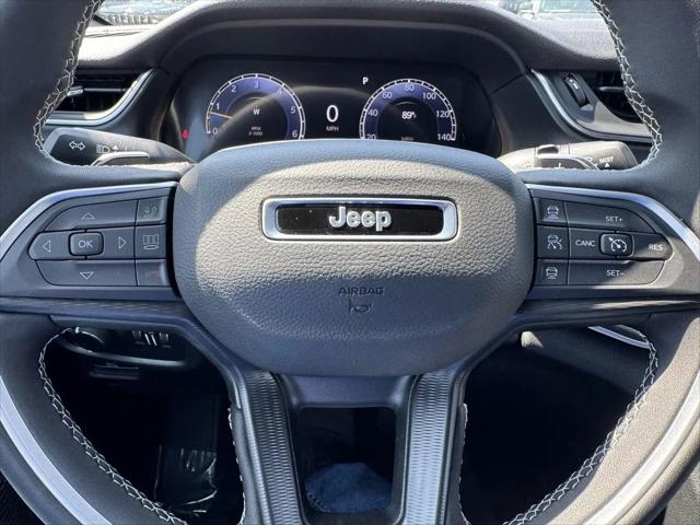 2025 Jeep Grand Cherokee L Laredo X 4x4