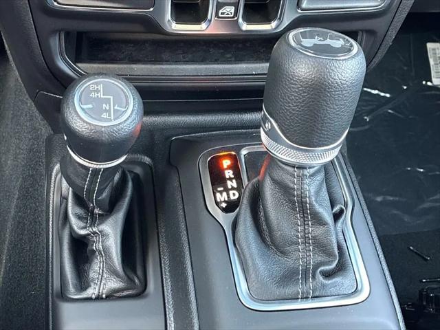 2025 Jeep Wrangler 4-Door Summit 4x4