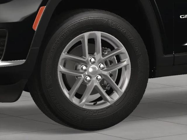 2025 Jeep Grand Cherokee L Laredo X 4x4