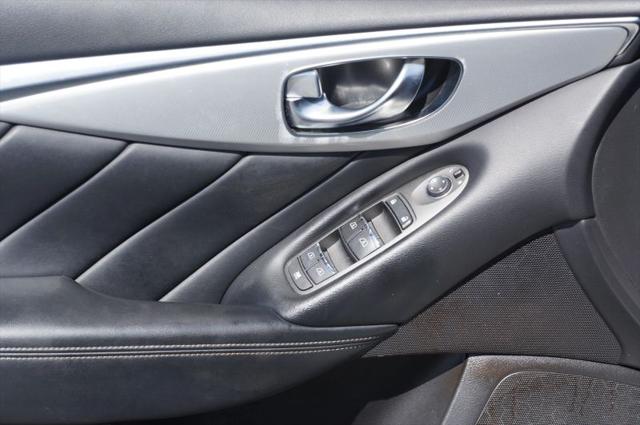 2021 INFINITI Q50 LUXE