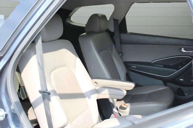 2017 Hyundai Santa Fe Limited Ultimate