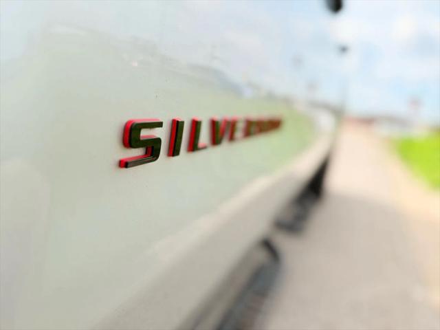 2017 Chevrolet Silverado 1500 2LT