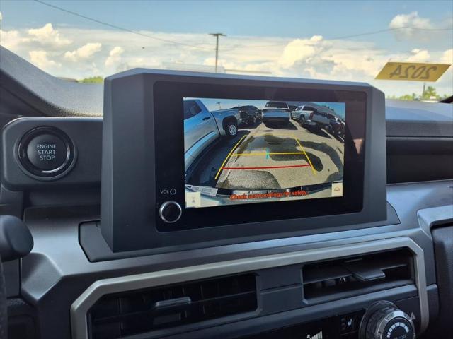2024 Toyota Tacoma SR5 4WD