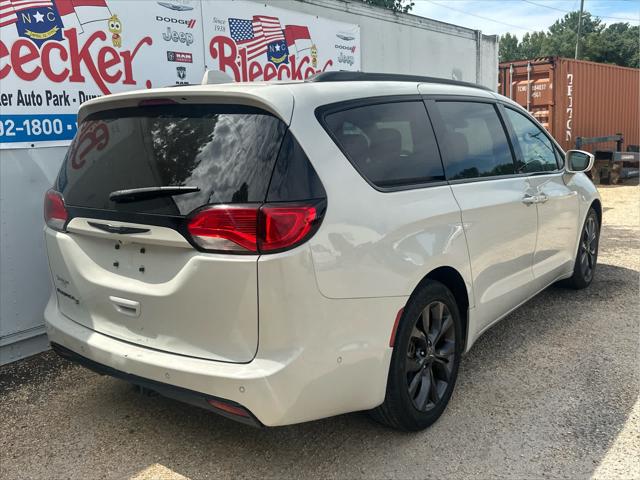 2019 Chrysler Pacifica Touring L Plus