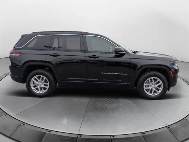 2025 Jeep Grand Cherokee Laredo X 4x4 2025 Jeep Grand Cherokee Laredo X 4x4