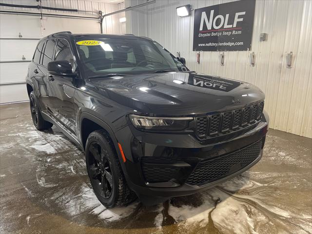 2023 Jeep Grand Cherokee Altitude 4x4