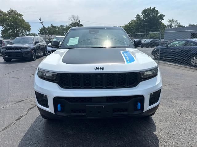 2022 Jeep Grand Cherokee 4xe Trailhawk 4x4